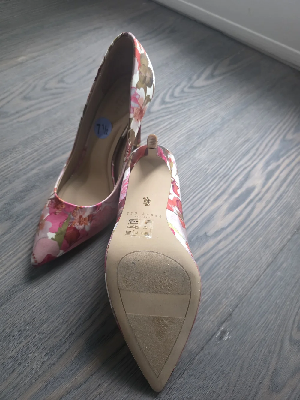 Ted Baker London Floral Pointed-Toe Heels in Pink and Green